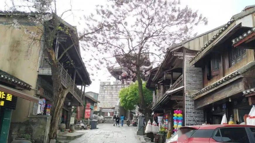 理臣中国盘中异动 早盘大幅下挫5.29%